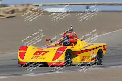 media/Oct-30-2022-CalClub SCCA (Sun) [[310aff4a96]]/Race Group 1/Race (Grapevine)/